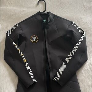 VISSLA Youth Black Wetsuit